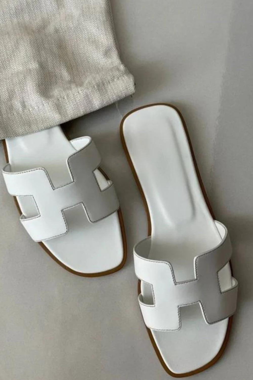Dames luxe zomer slippers met stijlvol design, perfect voor een elegante casual look.
