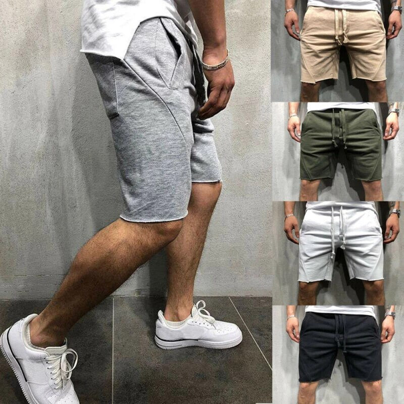 Comfortabele heren korte broek met verstelbaar trekkoord. Ideaal voor sportieve activewear.