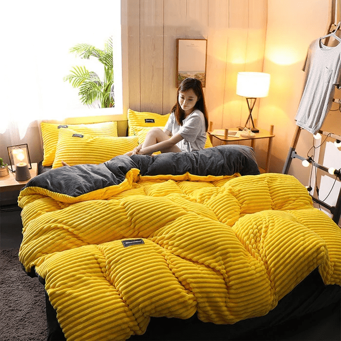 Warm fluwelen dekbedovertrek met zachte fleece binnenkant. Ideaal winter beddengoed voor comfort.