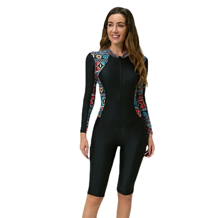 Stijlvol dames sportbadpak met korte mouwen en UV-bescherming, perfecte zwemkleding voor de zomer.