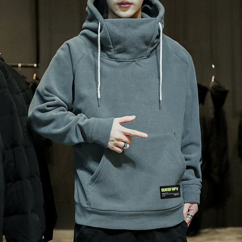 Modieuze oversized heren hoodie, ideaal voor streetwear looks. Warme en comfortabele trui.