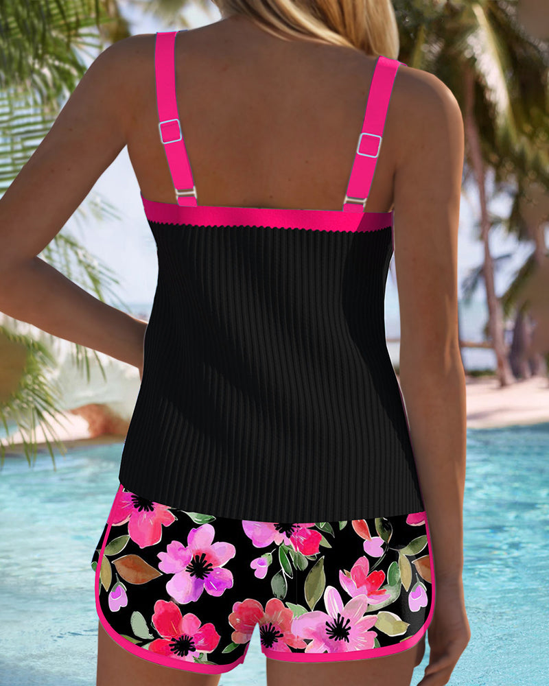 Stijlvolle dames zwemkleding: een elegante tankini set die comfort en zelfvertrouwen biedt.