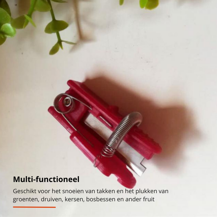 Ergonomisch tuingereedschap om gemakkelijk fruit en groenten te oogsten. Perfect voor de moestuin.