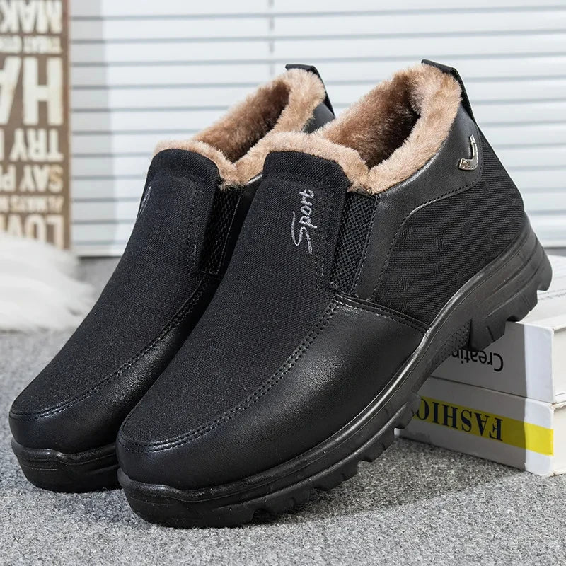Comfortabele warme instap heren winterschoenen, perfect voor koude dagen en winterwandelingen.