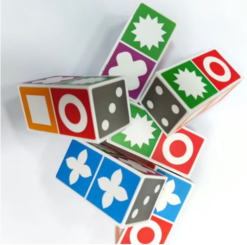 Familie bordspel puzzel voor kinderen, urenlang binnenshuis speelplezier; ideaal cadeau voor strategie en geheugentraining.