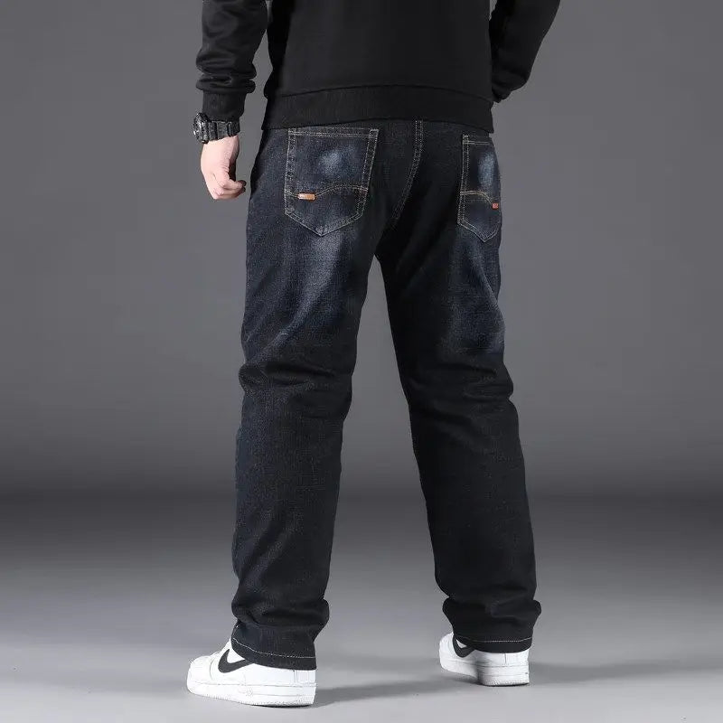 Casual heren jeans, kingsize model met hoge taille en losse pasvorm, voor optimale bewegingsvrijheid.