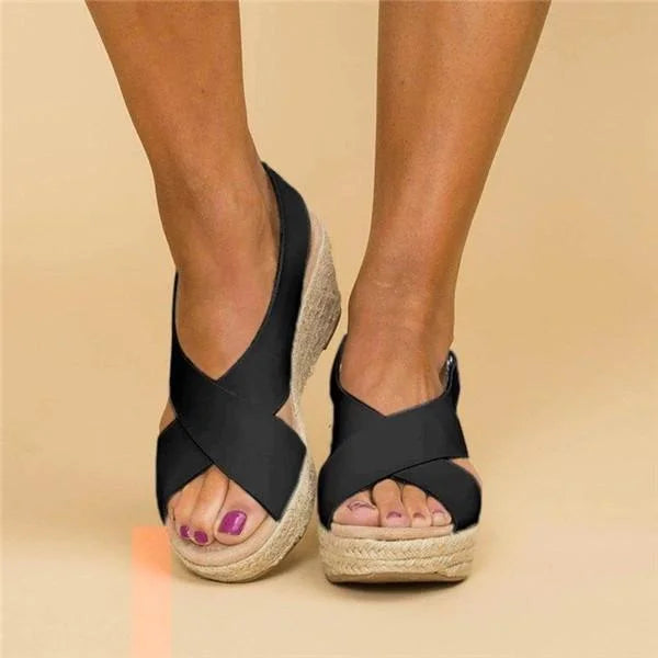 Elegante dames sleehak espadrilles, orthopedisch en comfortabel. Stijlvolle zomerschoenen met optimale voetondersteuning.