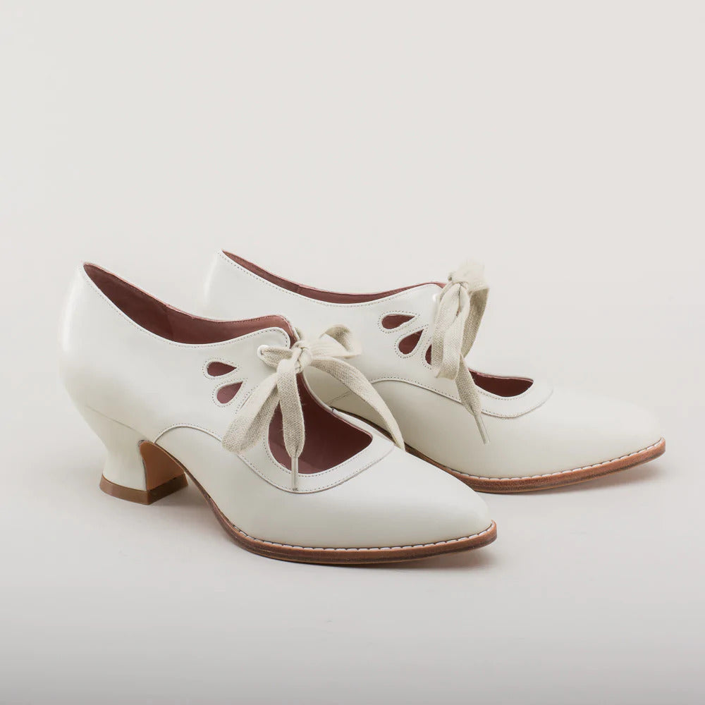 Orthopedische dames schoenen, comfortabele hak, ondersteunend en stijlvol. Perfect voor lente/zomer.