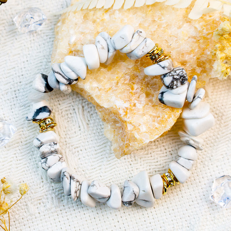 Modeaccessoire: Damesarmband Celine met natuursteen kristallen kralen.
