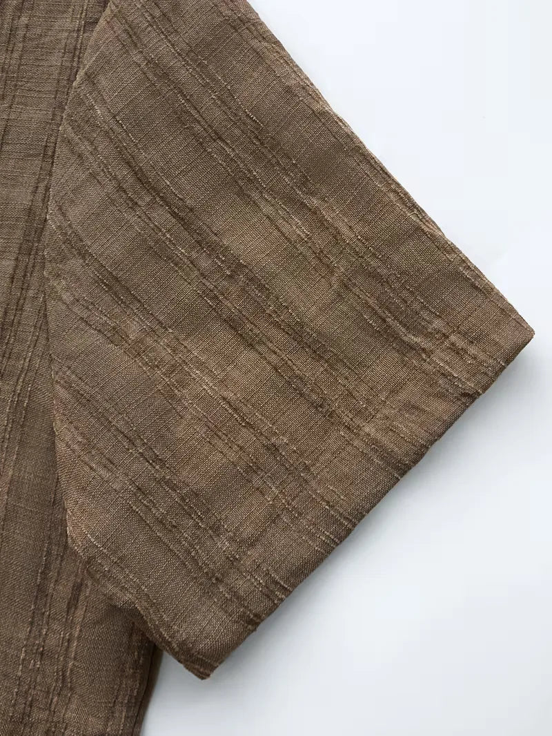 Heren vakantie setje: luchtige shorts & comfortabel shirt, klaar voor zomerse avonturen.