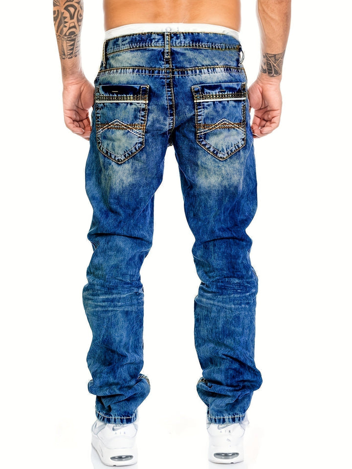 Casual heren distressed punk jeans, slim fit denim. Deze stoere broek is ideaal voor een relaxte look.
