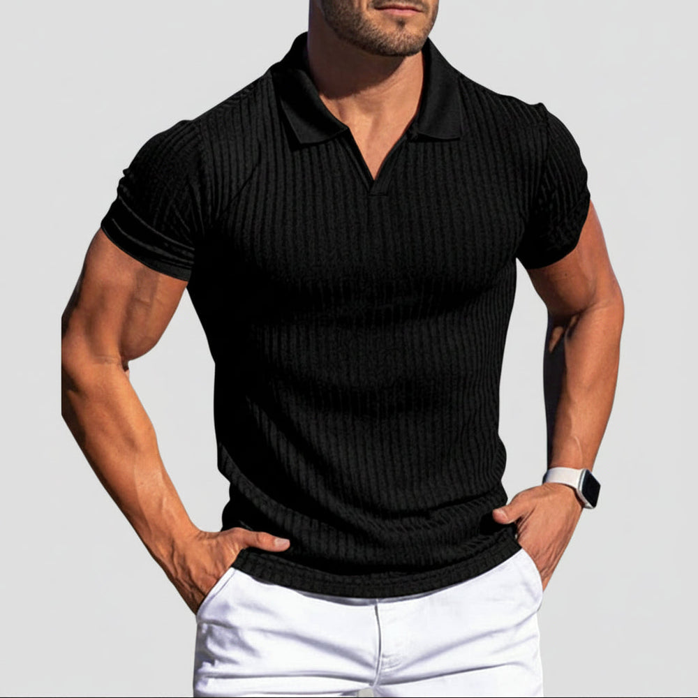 Stijlvol heren poloshirt met unieke textuur en slimfit design, ideaal voor een smart casual zomerlook.
