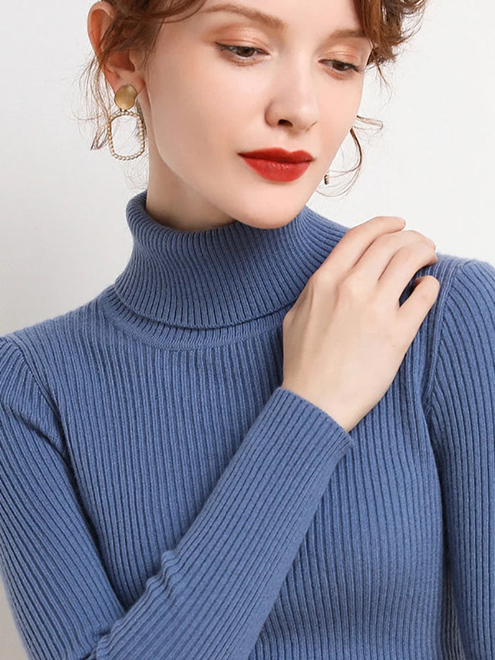 Comfortabele dames coltrui met lange mouwen, effen design. Een must-have voor herfst/winter.