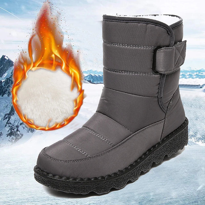 Heren warme snowboots met plateauzool en waterdichte eigenschappen. Ideaal voor de winter.