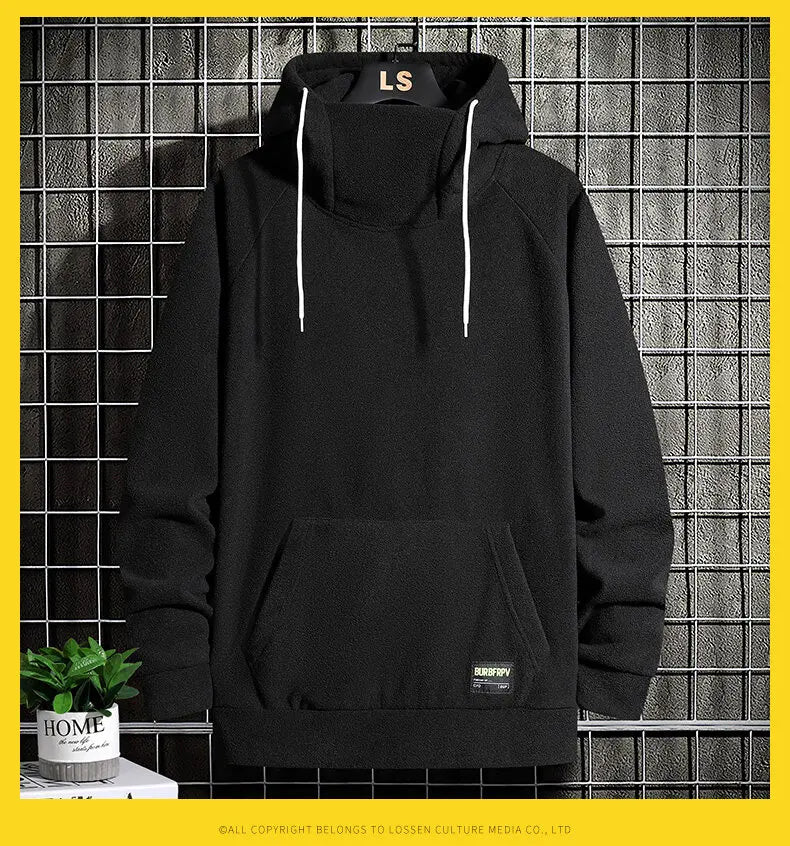 Trendy oversized heren hoodie, ideaal als warme trui en essentieel streetwear item.