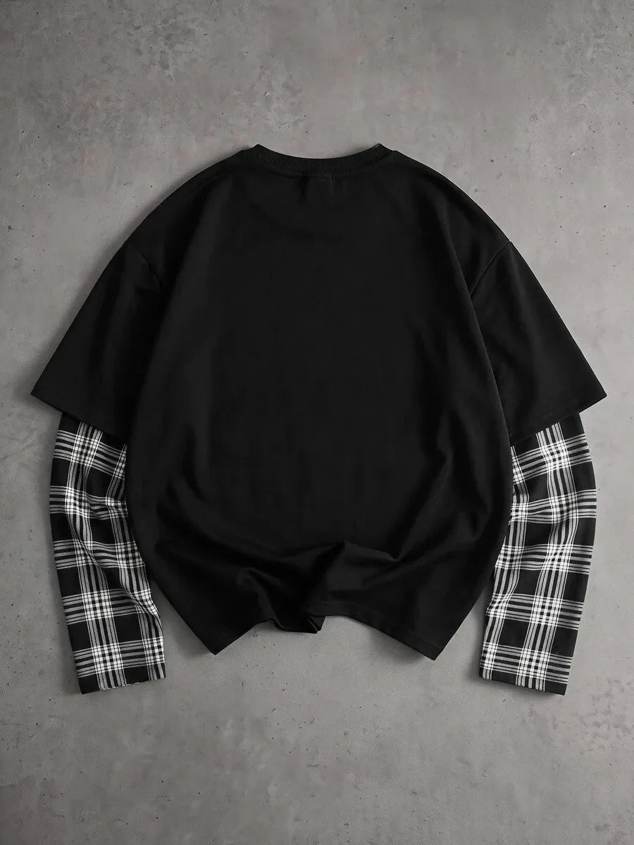 Uniek heren t-shirt: lange mouwen, ronde hals en opvallend plaid patchwork.