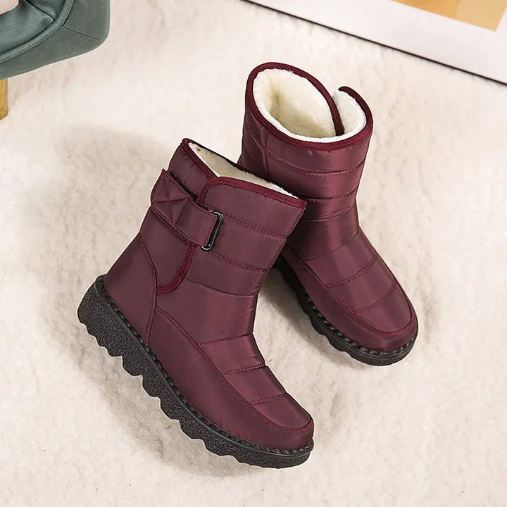 Trendy unisex snowboots, waterdicht en warm, met opvallende plateauzool.
