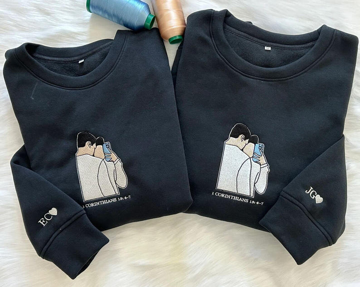 Duurzame unisex kleding: T-shirt met custom borduring, perfect voor verjaardag of jubileum.