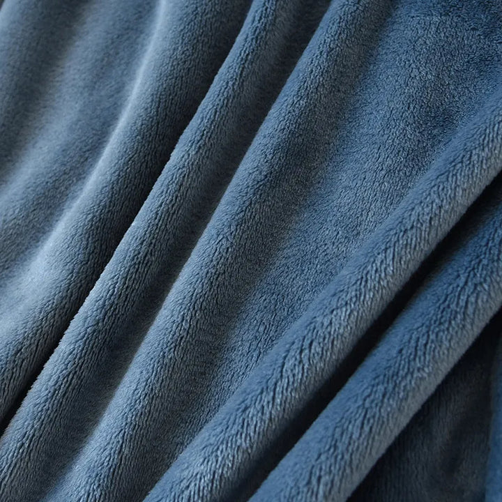 Herenpyjama voor de winter, warme en gezellige set voor thuiscomfort.