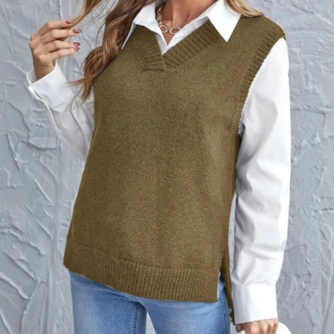 Dames spencer 'Faye', zacht gebreid met V-hals; een modieuze en veelzijdige mouwloze pullover.