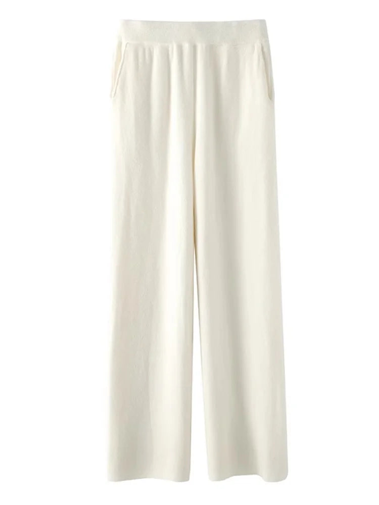 Stijlvolle casual dames broek in donkerbruin, met comfortabele pasvorm en elastische tailleband.