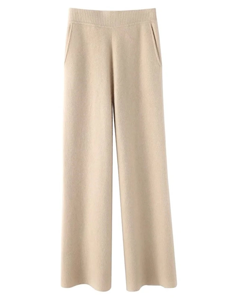 Dames comfort broek met elastische tailleband in losvallend model, perfect voor casual en stijlvolle looks.