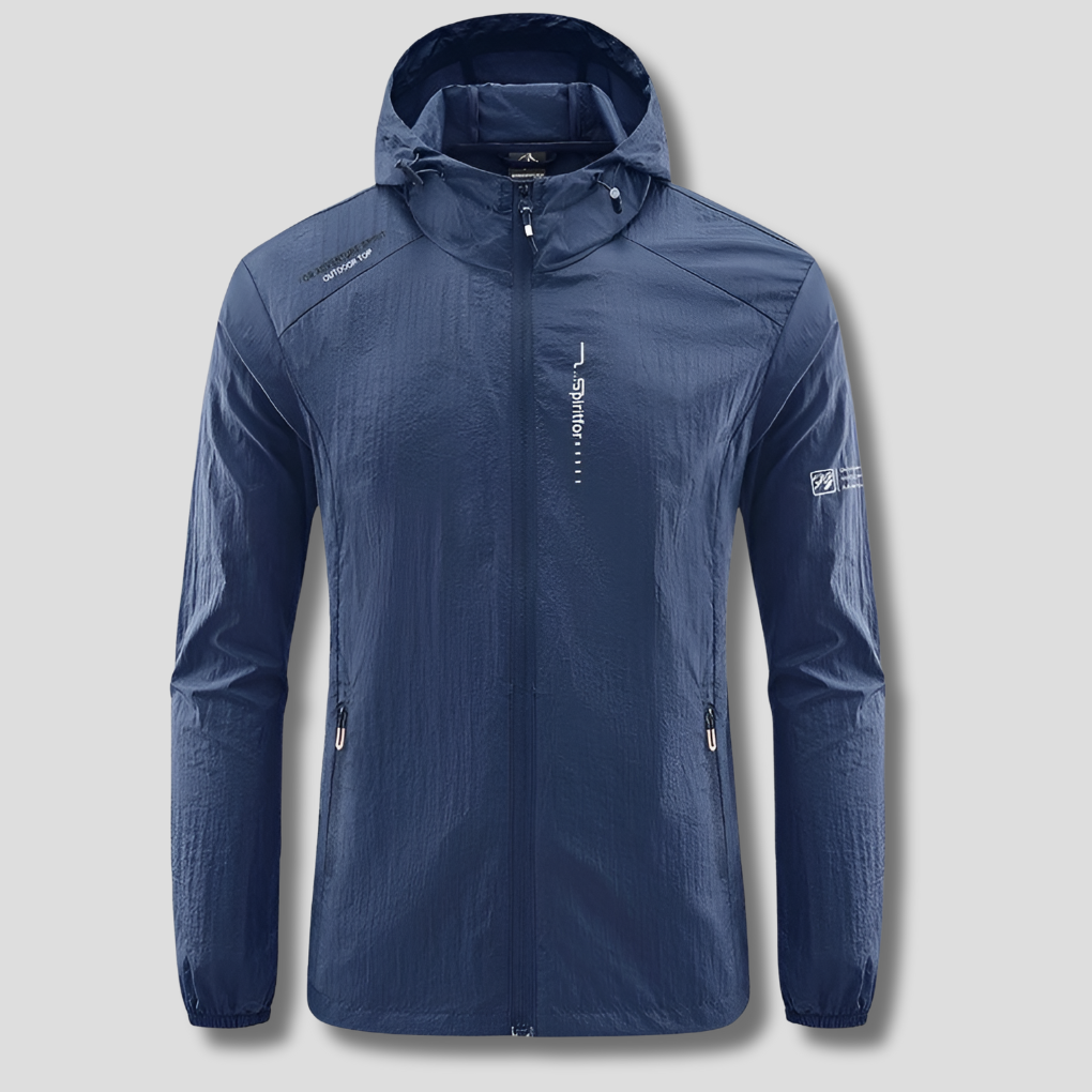Veelzijdige herenjas: ultralicht, wind- en zonbestendig met capuchon. Ideale buitenkleding voor actieve mannen.
