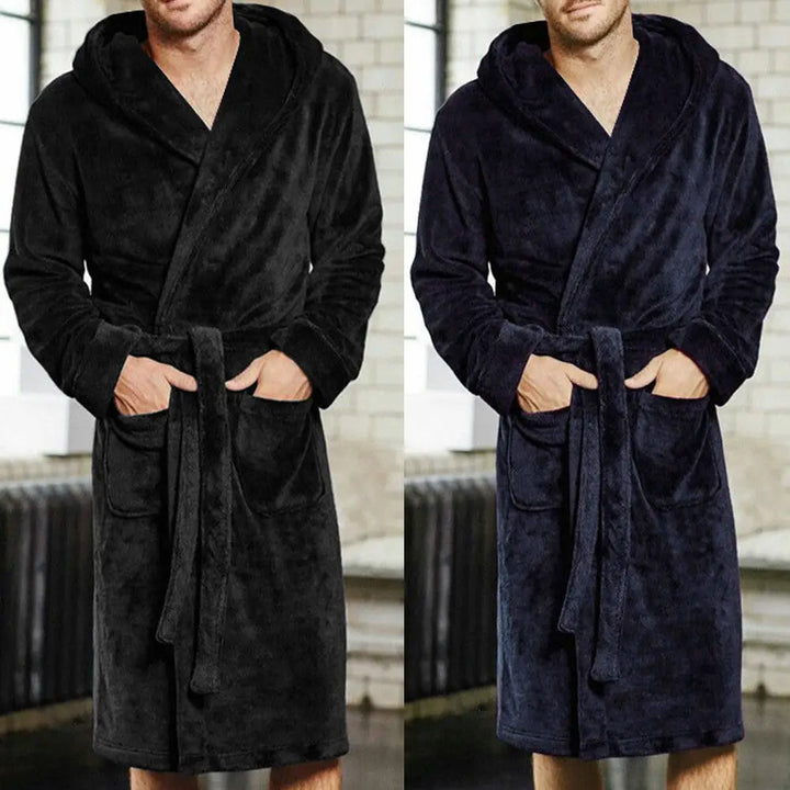 Warme flanellen herenbadjas, perfect voor thuis dragen. Comfortabele mannenkleding, ook beschikbaar in grote maten.