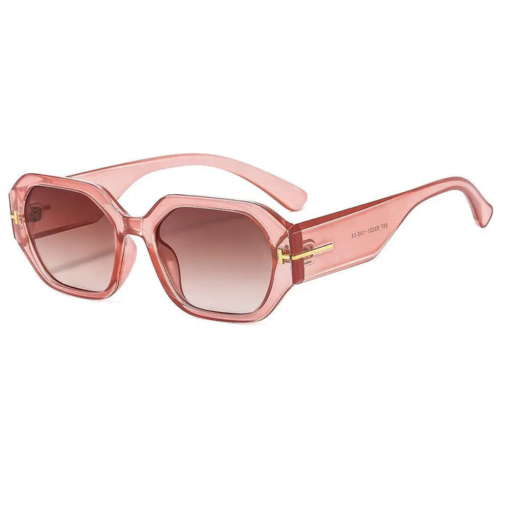 Zwarte retro vierkante dames zonnebril, biedt optimale UV400 oogbescherming en een chique look.