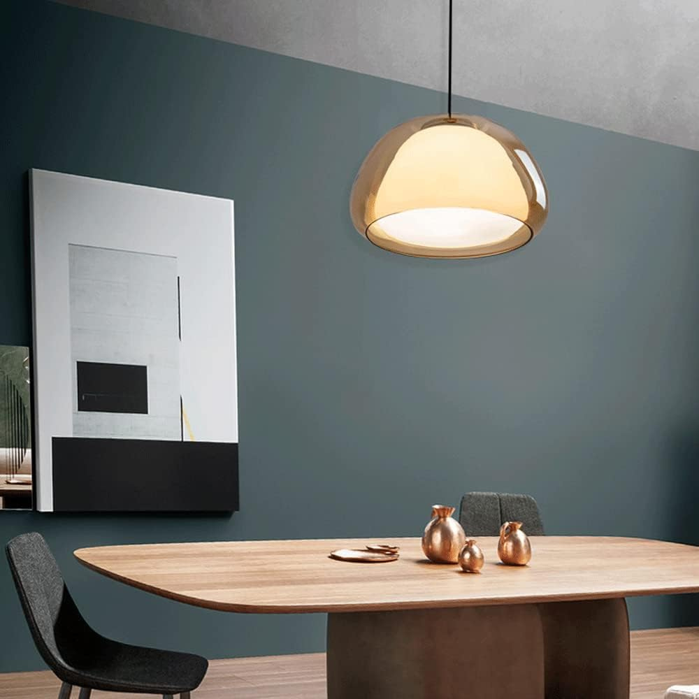 Design hanglamp met heldere glazen koepel. Verstelbaar en modern, perfect als eetkamerlamp. Stijlvolle interieurverlichting.