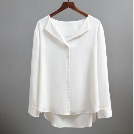 Roze modieuze damesblouse, ideaal voor een casual lente/zomerlook.