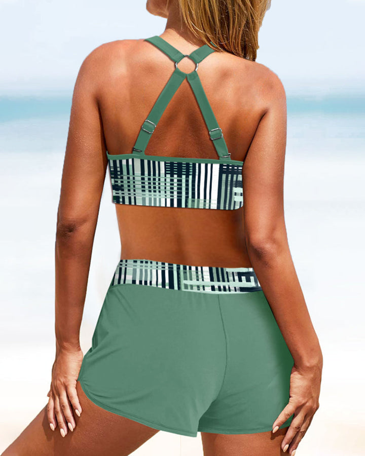 Moderne ribbel bikini voor dames, trendy badmode. Geschikt voor het strand en zomerse ontspanning.