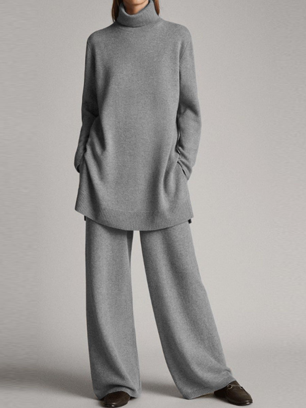 Stijlvolle dames set, tweedelig en comfortabel. Perfecte combinatieset voor zowel casual als elegante look.