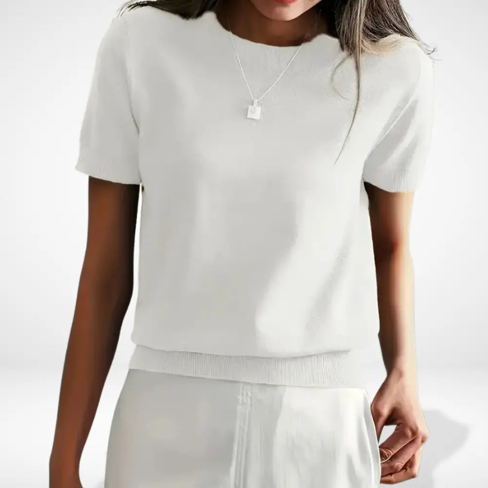 Casual elegante dames top met korte mouw en ronde hals, verkrijgbaar in wit en grijs, voor een comfortabele zomer.