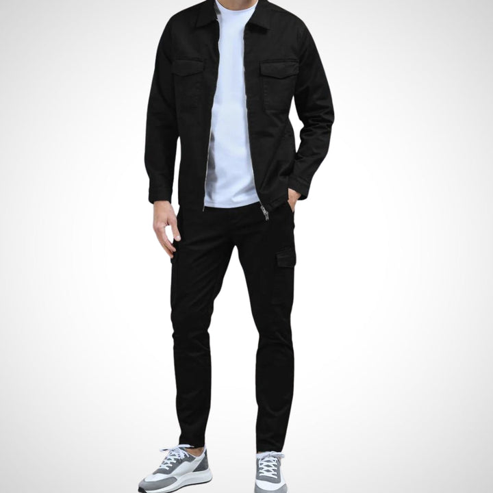 Comfortabel heren trainingspak van zachte katoenmix, perfect voor casual streetwear en ontspannen momenten.