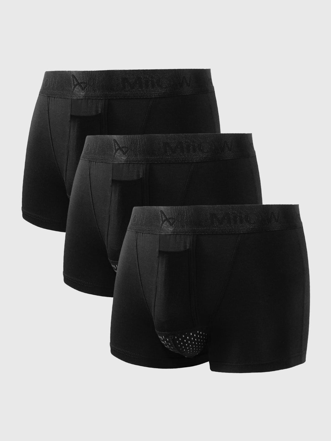Model draagt een van de dual pouch heren boxershorts, toont de comfortabele pasvorm en bewegingsvrijheid.