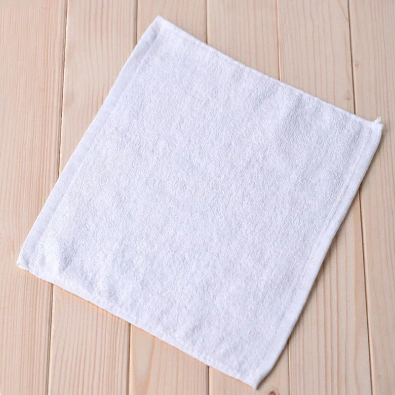 Absorberende, milieuvriendelijke witte katoenen gezichtsdoekjes (10 stuks) voor zachte huidverzorging.