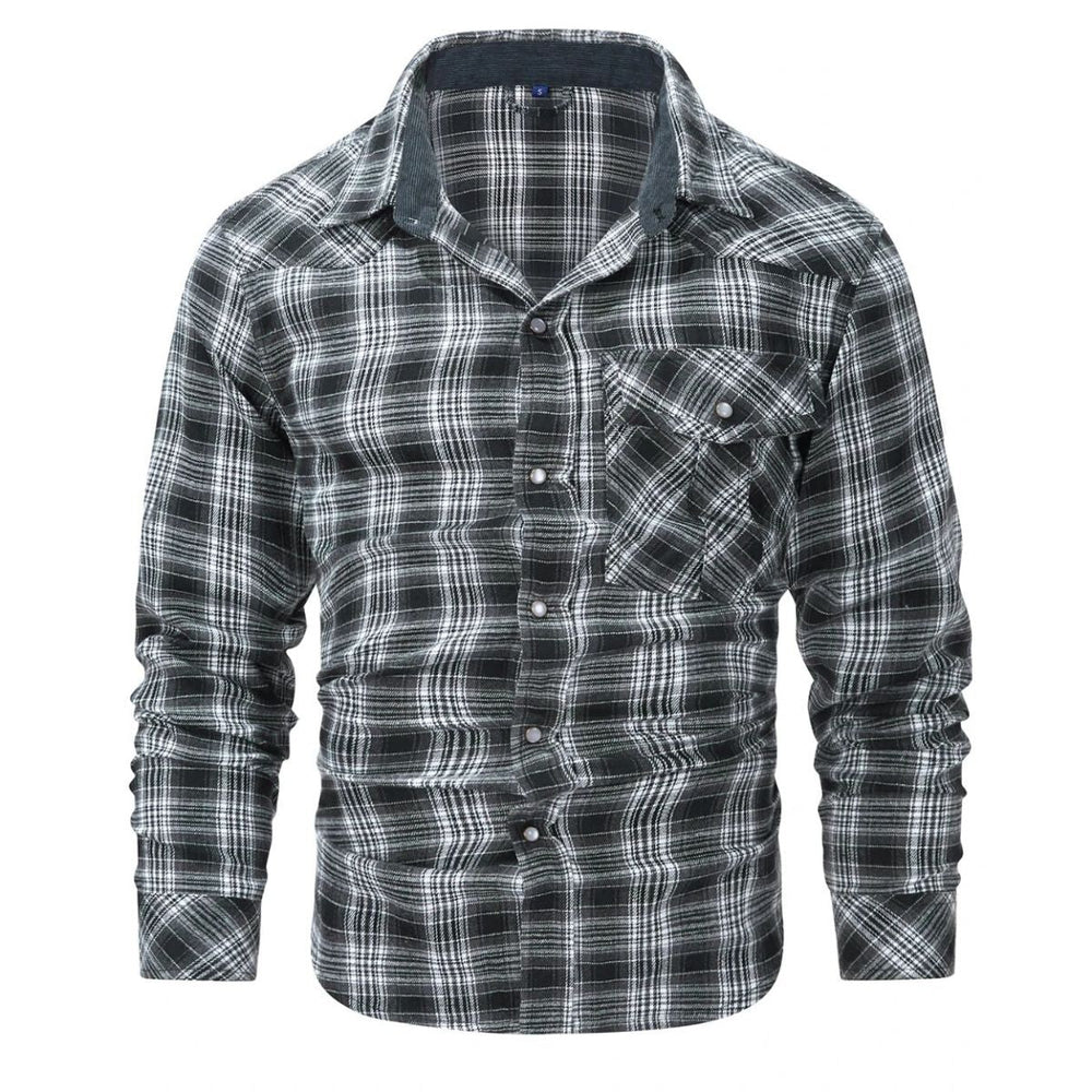 Casual geruit heren overhemd met lange mouwen. Perfecte herfst-wintermode voor een smart casual look.