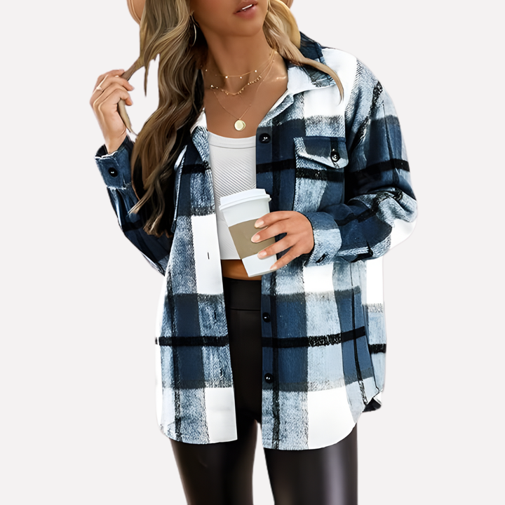 Stijlvolle dames shacket met geruit design, perfect voor herfst- en wintermode.