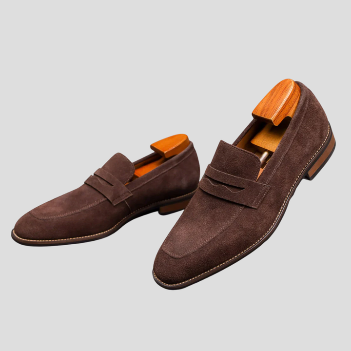 Elegante heren suède instapschoenen, perfect voor zakelijk casual en comfort. Stijlvolle loafers voor elke gelegenheid.