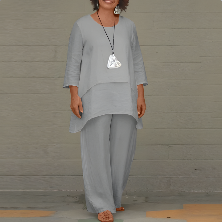Modieuze grijze dames 2-delige set. Elegant en comfortabel, ideaal voor lente en zomer outfits.