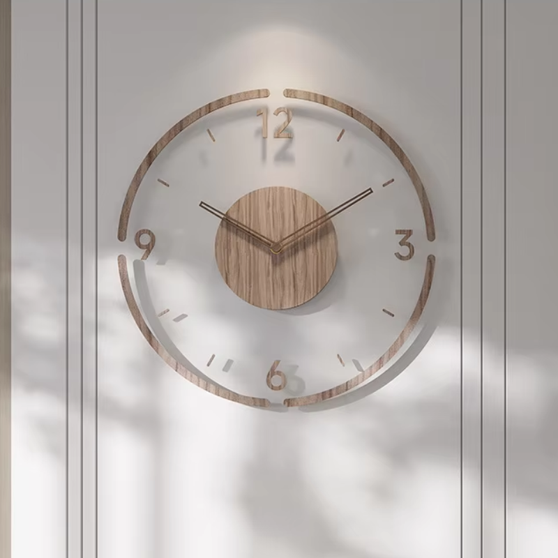 Elegante, tijdloze wandklok met stil uurwerk. Minimalistisch Scandinavisch design past in elk modern interieur.