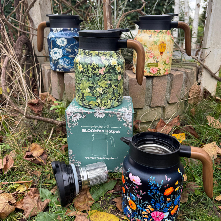Geniet van warme dranken met deze design theepot, voorzien van isolatie en handige theezeef. Morsvrij.