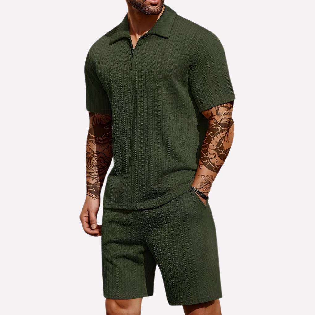 Heren casual zomer set met comfortabele polo en bijpassende shorts. Ideaal voor vrijetijdskleding.