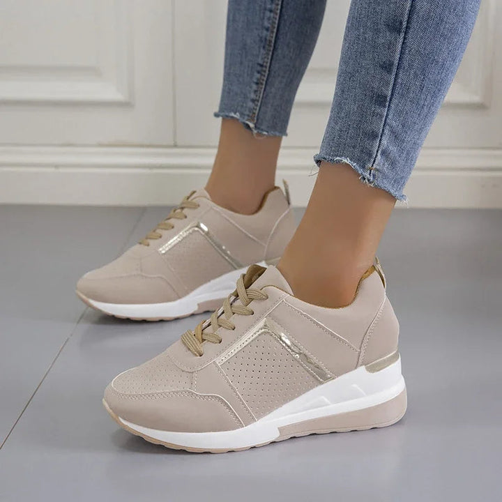 Trendy AirKicks dames sneakers, perfect voor lente/zomer. Schokdempend en ergonomisch comfort.
