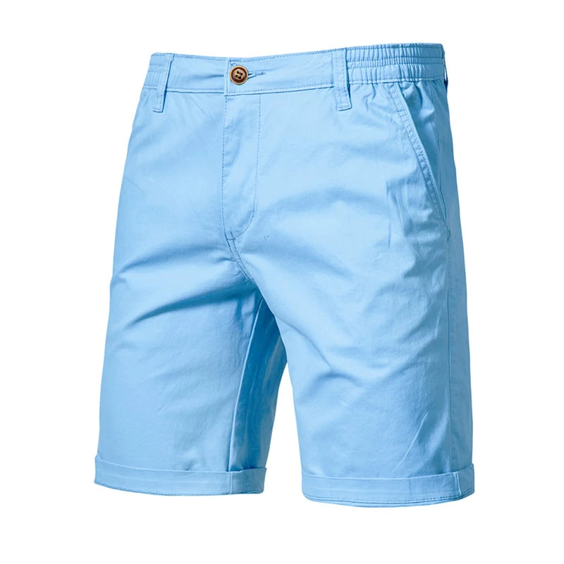 Comfortabele zomer korte broek voor heren, ademend materiaal. Essentiële herenkleding voor warm weer.