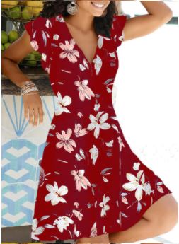 Luchtige V-hals damesjurk met levendige bloemenprint, perfect als casual zomerkleding.