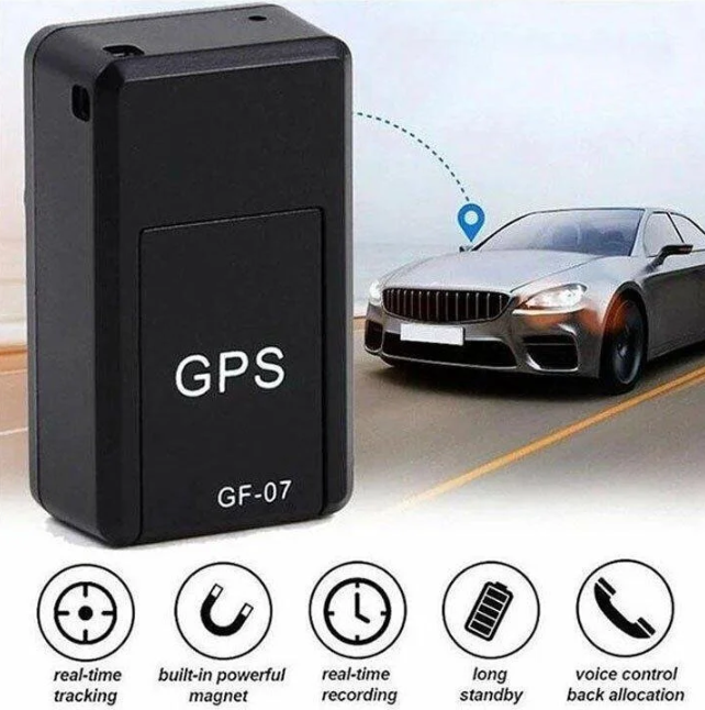 Waterdichte GuardianTrack Mini GPS, bevestigd aan een fietsframe, klaar voor alle weersomstandigheden.