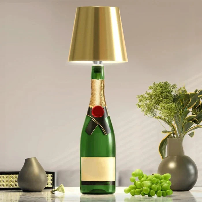 GlowBottle met dimbare LED verlichting, perfect voor elke sfeer.