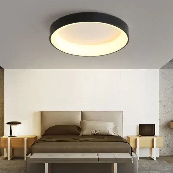 Energiezuinige ronde LED plafondlamp, perfect voor een modern interieur. Scandinavisch design verlichting.